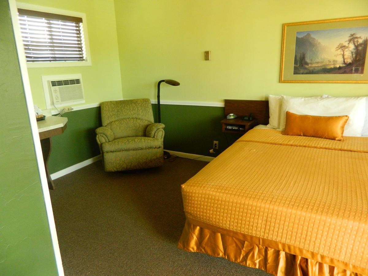 Country Motor Inn Livingston Exteriér fotografie